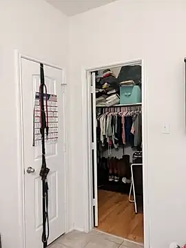 Snapshot of chainjulious chatting on December 2, 2024, 3:53 pm chainjulious online show from December 2, 2024, 3:53 pm