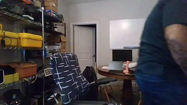 Snapshot of chainjulious chatting on December 3, 2024, 10:34 pm chainjulious online show from December 3, 2024, 10:34 pm