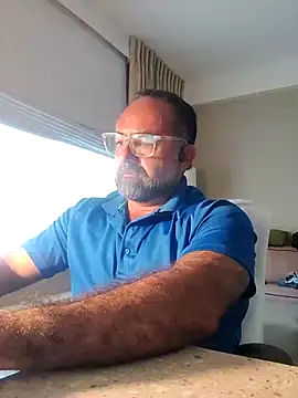 Snapshot of chainjulious chatting on February 5, 2025, 5:20 pm chainjulious online show from February 5, 2025, 5:20 pm