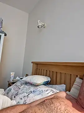 Snapshot of jonjoey123 chatting on September 24, 2025, 6:31 am jonjoey123 online show from September 24, 2025, 6:31 am