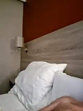 Snapshot of jonjoey123 chatting on October 3, 2025, 6:37 am jonjoey123 online show from October 3, 2025, 6:37 am