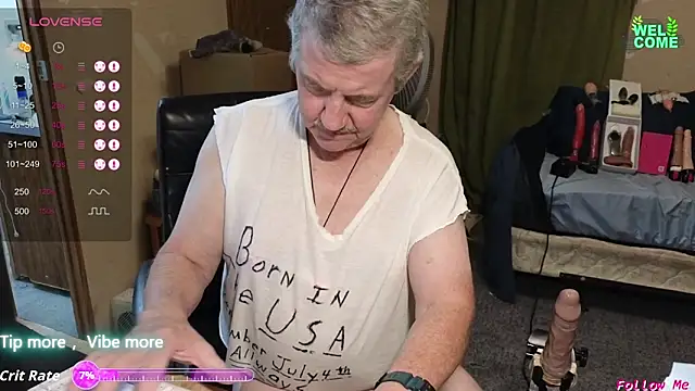 Snapshot of oldnew-63 chatting on October 19, 2025, 3:31 am oldnew-63 online show from October 19, 2025, 3:31 am