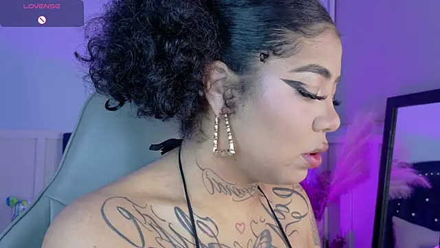 Snapshot of foxxy-lov3 chatting on October 16, 2025, 12:24 pm foxxy-lov3 online show from October 16, 2025, 12:24 pm