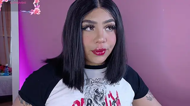 Snapshot of foxxy-lov3 chatting on April 7, 2026, 2:41 pm foxxy-lov3 online show from April 7, 2026, 2:41 pm