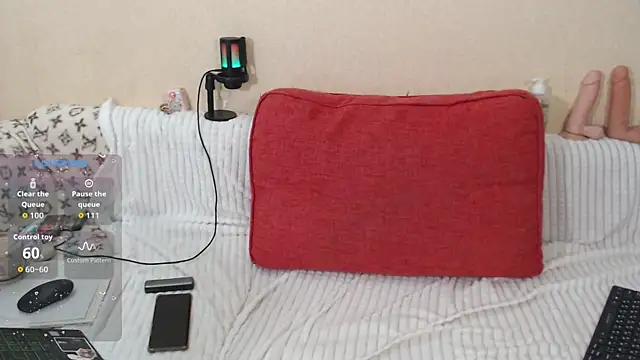  miss ella  online show from February 20, 2026, 2:41 pm