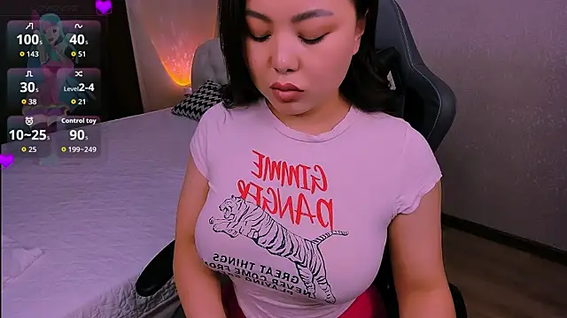 HinaJeen online show from December 5, 2025, 9:19 am