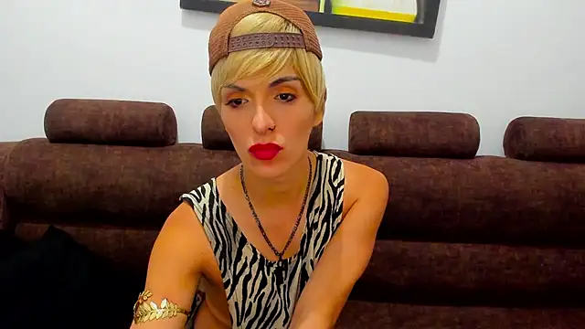 abby jose online show from December 4, 2025, 11:48 pm