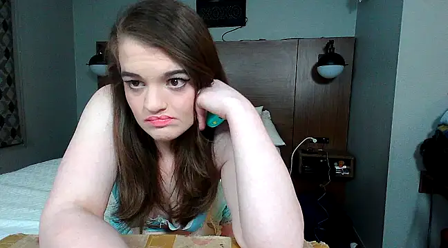 Snapshot of kittykat_1999@xh chatting on December 5, 2024, 4:04 am kittykat 1999xh online show from December 5, 2024, 4:04 am