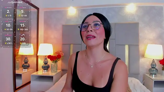 Camilaa Sanchez  online show from February 28, 2025, 11:36 am