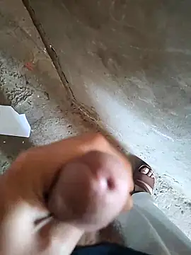 Snapshot of Oussama079 chatting on March 28, 2026, 3:57 pm Oussama079 online show from March 28, 2026, 3:57 pm