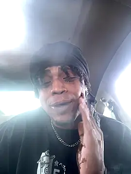 Snapshot of Elgrazonamor chatting on October 1, 2025, 10:13 pm Elgrazonamor online show from October 1, 2025, 10:13 pm