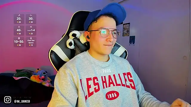 AustinSummerr online show from January 13, 2025, 1:28 pm