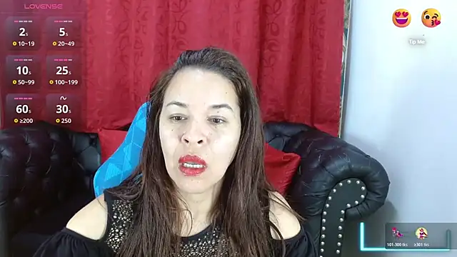 Snapshot of Lizeth_Bels chatting on July 14, 2026, 7:42 pm Lizeth Bels online show from July 14, 2026, 7:42 pm