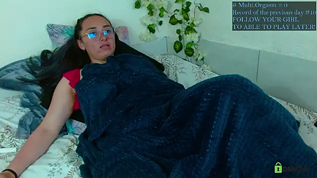 Snapshot of Hot_Candy_ chatting on May 12, 2026, 3:03 am Hot Candy online show from May 12, 2026, 3:03 am