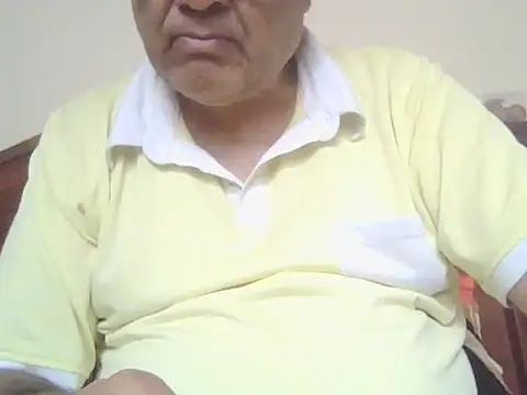 Snapshot of Nuttysub chatting on November 7, 2025, 1:54 am Nuttysub online show from November 7, 2025, 1:54 am