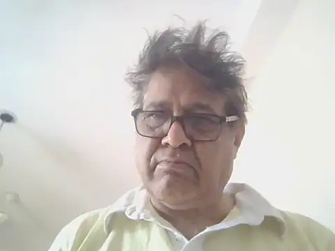 Snapshot of Nuttysub chatting on November 6, 2025, 1:42 am Nuttysub online show from November 6, 2025, 1:42 am