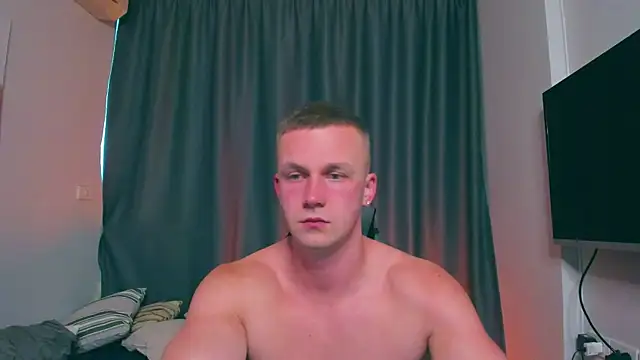 Samuel Andrew online show from March 10, 2025, 3:23 am