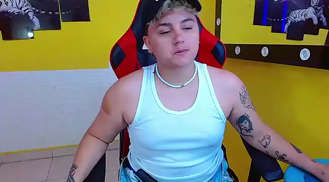 isabeautyx19 online show from March 5, 2025, 4:34 am