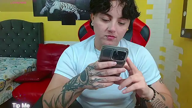 Snapshot of isabeautyx19 chatting on March 7, 2026, 3:57 am isabeautyx19 online show from March 7, 2026, 3:57 am