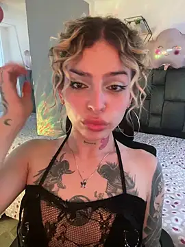 Snapshot of Bonnie_vega chatting on February 19, 2026, 9:01 pm Bonnie vega online show from February 19, 2026, 9:01 pm