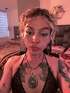 Snapshot of Bonnie_vega chatting on March 17, 2026, 8:56 pm Bonnie vega online show from March 17, 2026, 8:56 pm