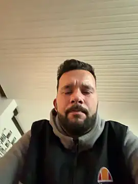 FUXI1995 online show from February 4, 2026, 8:31 am