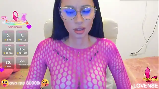 Snapshot of kissnicol32 chatting on November 23, 2025, 6:51 pm kissnicol32 online show from November 23, 2025, 6:51 pm