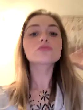 Goldloeckchen159 online show from December 18, 2025, 3:27 pm