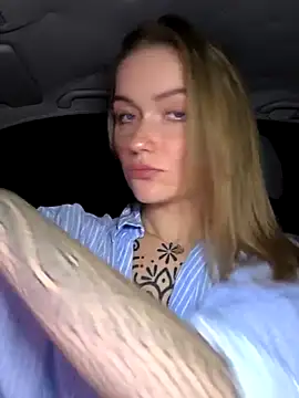 Snapshot of Goldloeckchen159 chatting on December 2, 2025, 9:27 pm Goldloeckchen159 online show from December 2, 2025, 9:27 pm