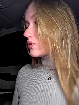 Snapshot of Goldloeckchen159 chatting on December 4, 2025, 9:25 pm Goldloeckchen159 online show from December 4, 2025, 9:25 pm