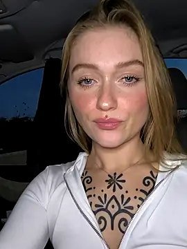 Snapshot of Goldloeckchen159 chatting on December 1, 2025, 3:46 pm Goldloeckchen159 online show from December 1, 2025, 3:46 pm