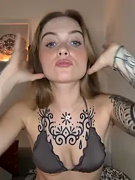 Snapshot of Goldloeckchen159 chatting on October 25, 2025, 6:08 pm Goldloeckchen159 online show from October 25, 2025, 6:08 pm