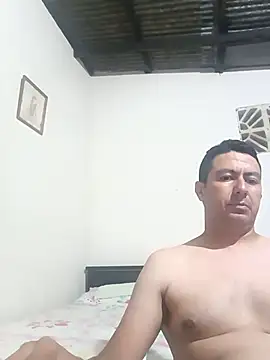 Snapshot of walwan85 chatting on December 4, 2025, 10:14 am walwan85 online show from December 4, 2025, 10:14 am