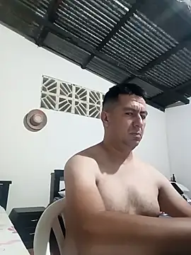 Snapshot of walwan85 chatting on November 5, 2025, 8:28 am walwan85 online show from November 5, 2025, 8:28 am