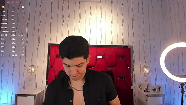 Snapshot of Brat_ chatting on December 3, 2025, 2:01 am Brat online show from December 3, 2025, 2:01 am