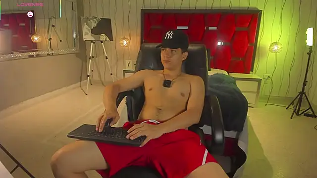 Brat  online show from May 4, 2026, 1:14 pm