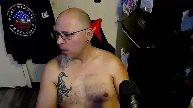 KrazyLegz online show from February 14, 2026, 4:51 pm