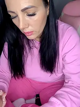 ReiyaRey online show from October 29, 2025, 10:31 pm