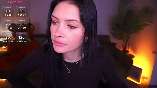 MilaSecrett online show from December 18, 2025, 2:21 pm