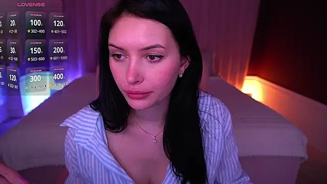 MilaSecrett online show from November 2, 2025, 2:22 pm