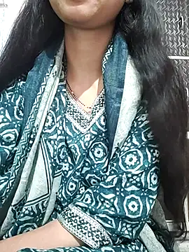 Sonisinghh online show from September 18, 2025, 6:27 am