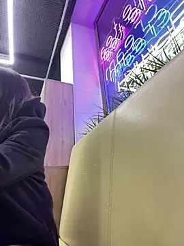 Snapshot of Jinna_milli chatting on March 7, 2025, 4:00 pm Jinna milli online show from March 7, 2025, 4:00 pm