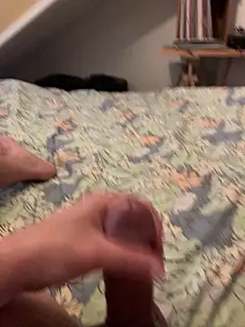 Snapshot of LivingLegend1978 chatting on October 21, 2025, 1:32 pm LivingLegend1978 online show from October 21, 2025, 1:32 pm