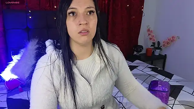 Snapshot of Majuu__ chatting on October 9, 2025, 11:44 am Majuu online show from October 9, 2025, 11:44 am