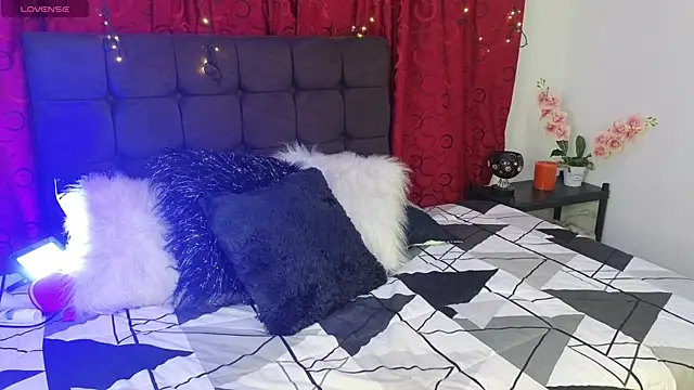 Snapshot of Majuu__ chatting on October 10, 2025, 12:06 pm Majuu online show from October 10, 2025, 12:06 pm