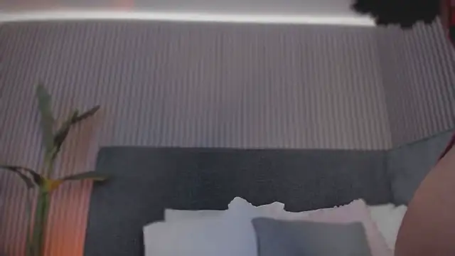 emelie 89 online show from March 11, 2026, 12:32 pm