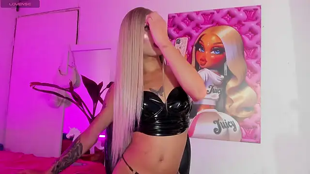 Snapshot of violeta_prince chatting on October 24, 2025, 6:18 pm violeta prince online show from October 24, 2025, 6:18 pm