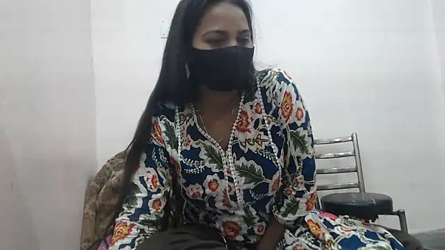 Snapshot of wildbabes chatting on December 17, 2025, 5:51 pm wildbabes online show from December 17, 2025, 5:51 pm