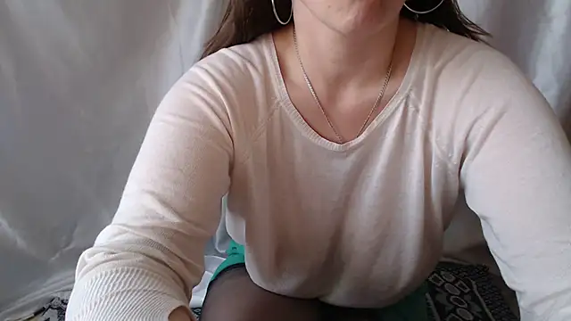 Snapshot of Burberrry_ chatting on May 11, 2026, 9:32 am Burberrry online show from May 11, 2026, 9:32 am