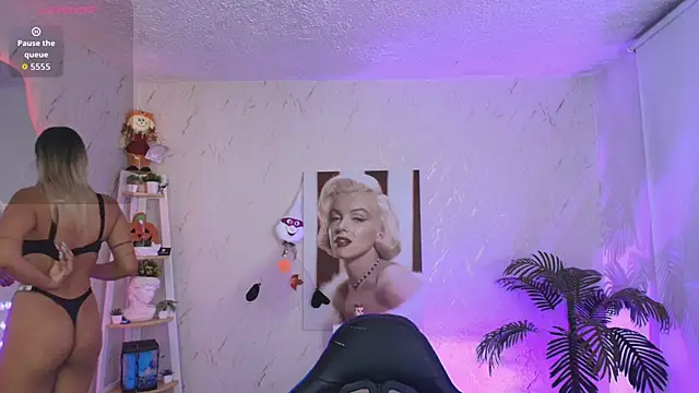 Snapshot of SALOOMEE__ chatting on February 10, 2026, 11:20 am SALOOMEE online show from February 10, 2026, 11:20 am